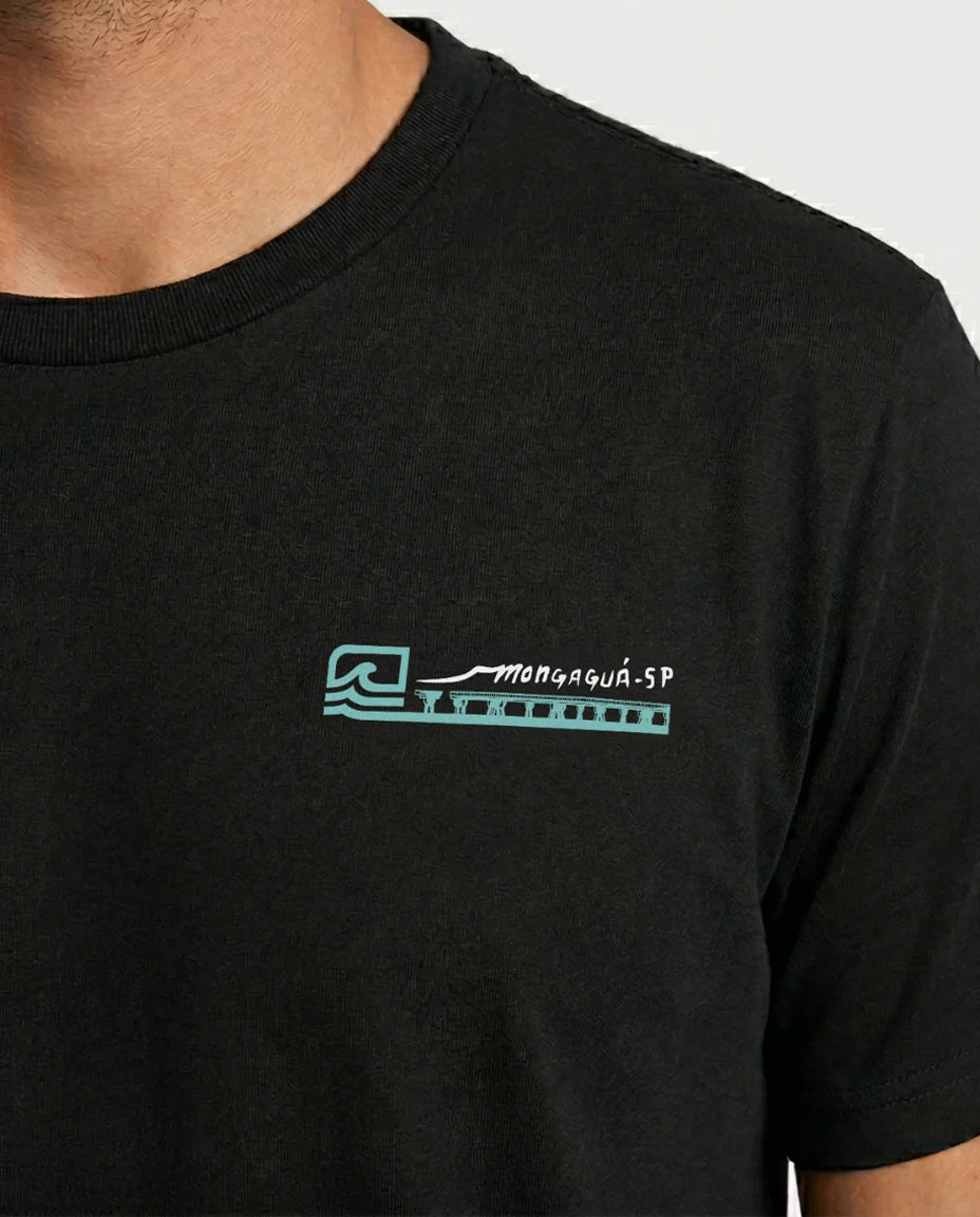 mongagua-preto-modelo-frente_peito