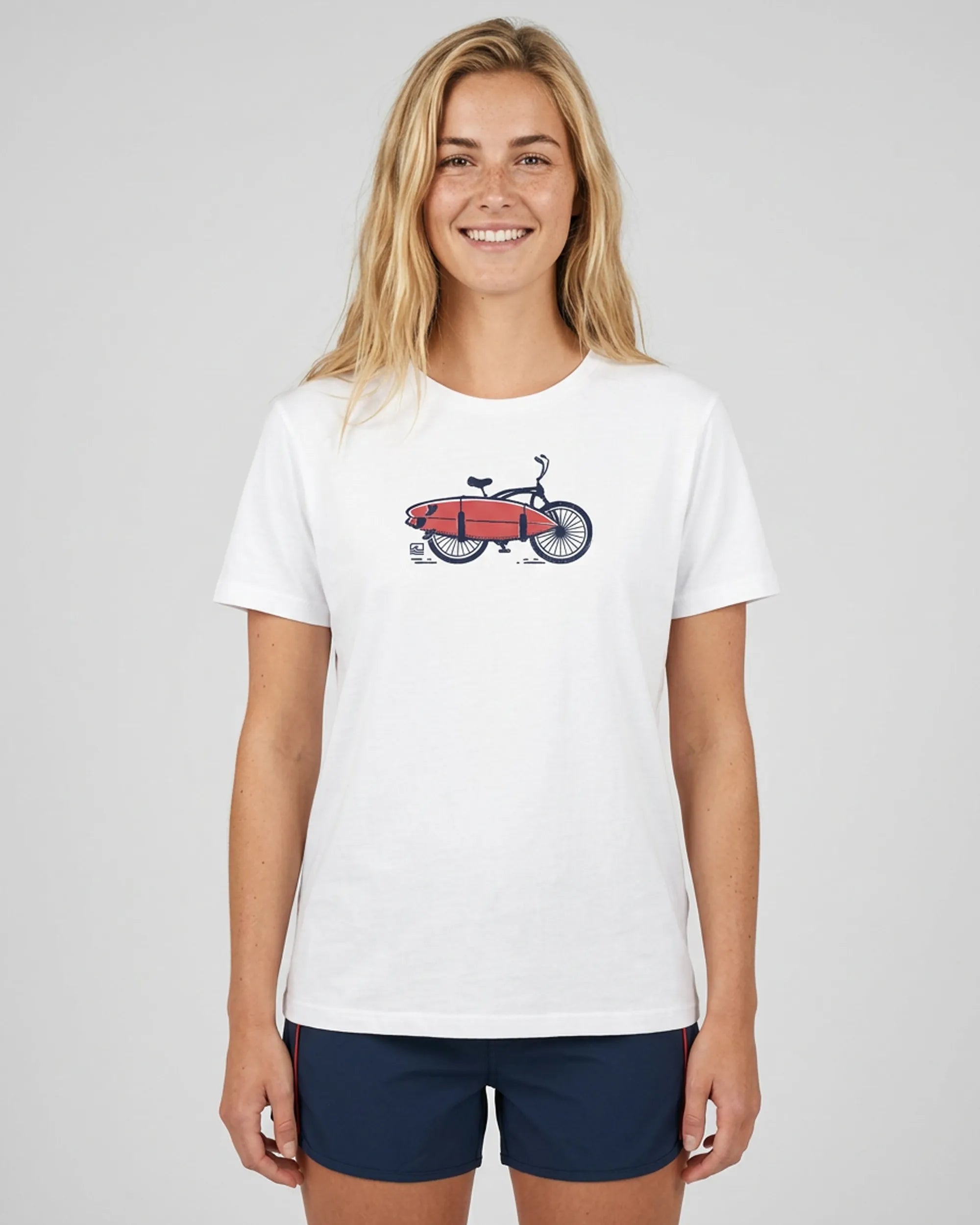 praiana-branco-frente-modelo-feminino