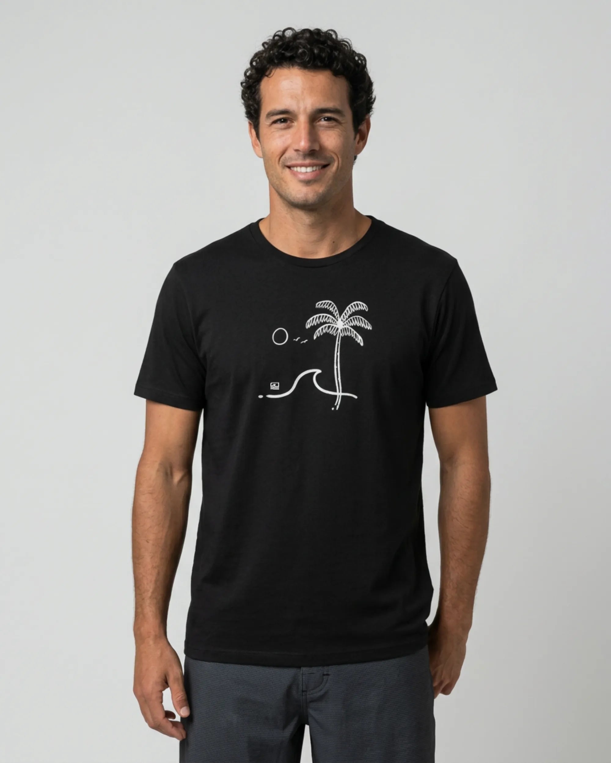 rascunho-paraiso-preto-frente-modelo-masculino