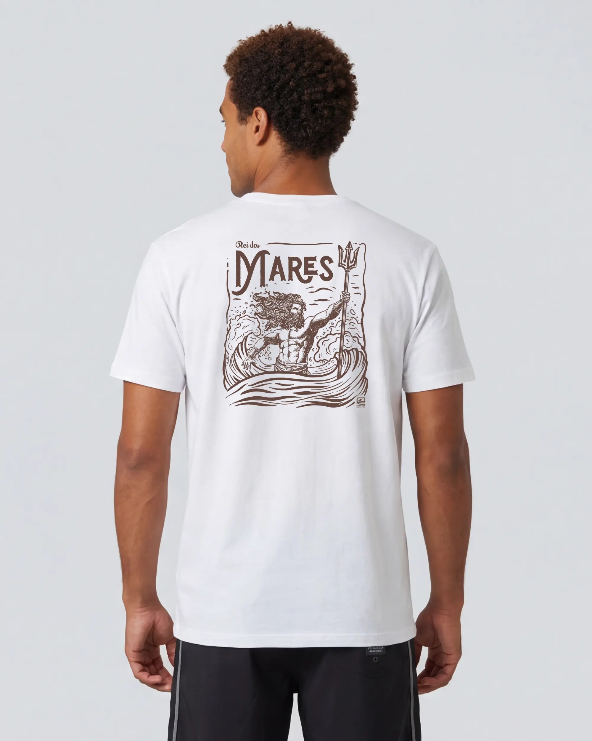 rei-mares-branco-modelo-costas_masculino
